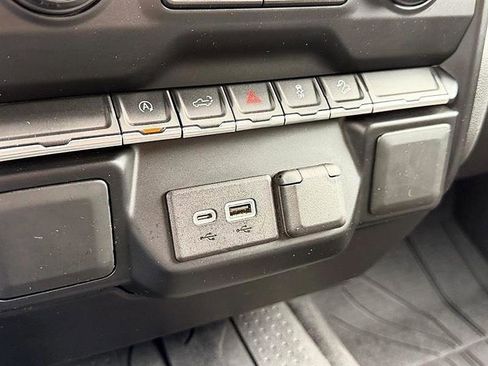 Used 2019 Chevrolet Silverado 1500 LT Trail Boss image 37