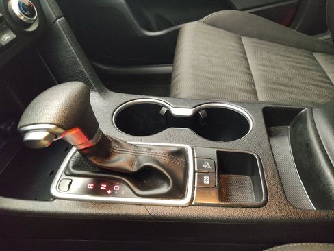 Used 2021 Kia Sportage LX image 26