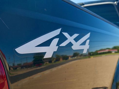 Used 2004 Ford F250 Lariat image 7