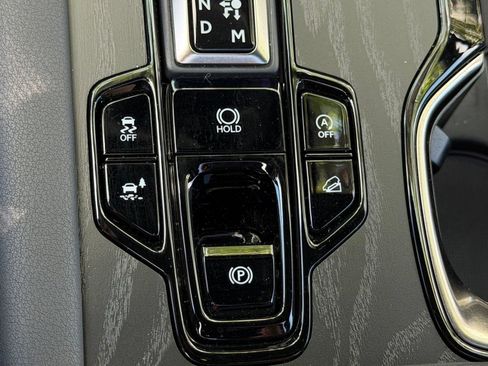 Used 2025 Lexus RX 350 F Sport w/ Convenience Package AWD/4WD image 32