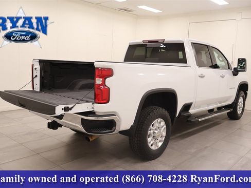 Used 2022 Chevrolet Silverado 2500 LTZ w/ LTZ Convenience Package image 6