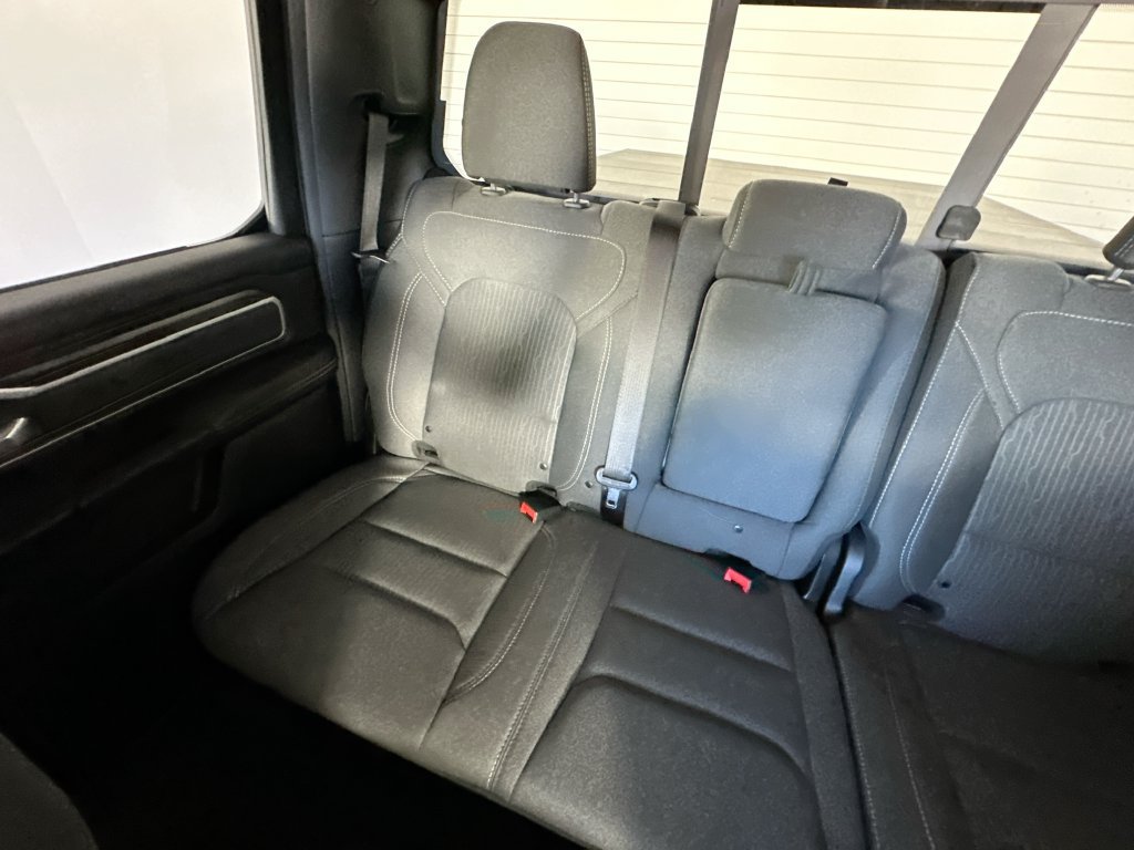 Used 2020 RAM 1500 Big Horn AWD/4WD image 12