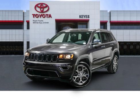Used 2021 Jeep Grand Cherokee Limited image 1