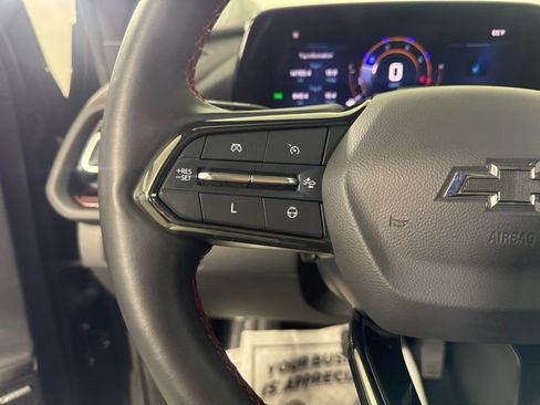 Used 2024 Chevrolet Traverse RS AWD/4WD image 37