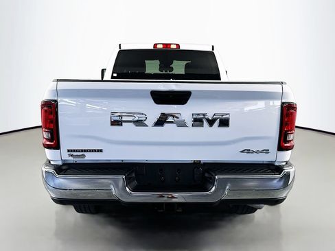 Used 2025 RAM 2500 Big Horn AWD/4WD image 6