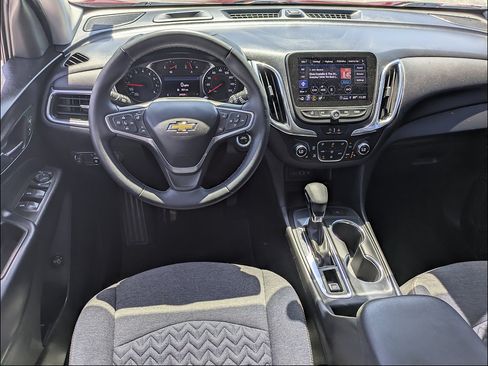 Used 2023 Chevrolet Equinox LT FWD image 19