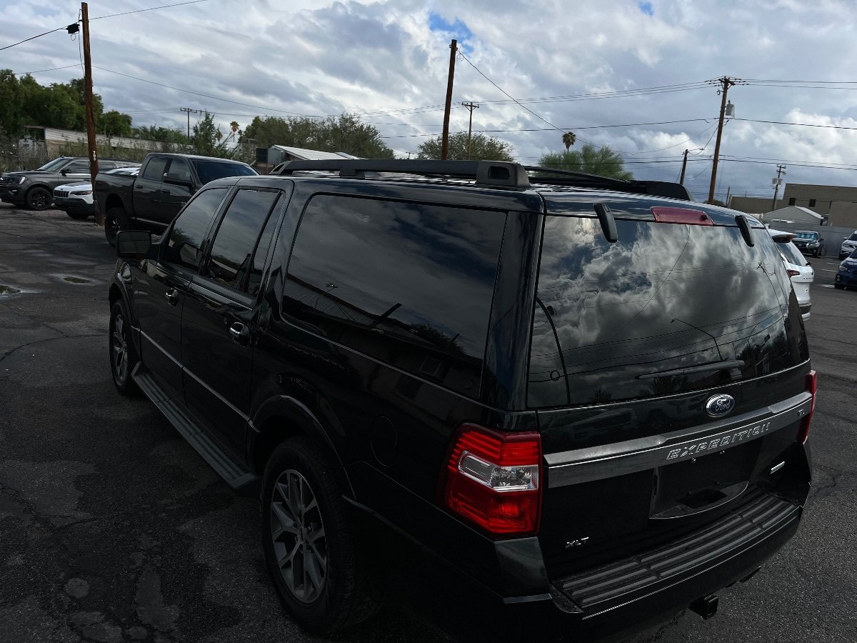 Used 2015 Ford Expedition EL XLT w/ Equipment Group 202A RWD image 53