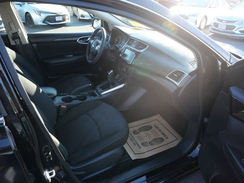 Used 2019 Nissan Sentra SV image 15