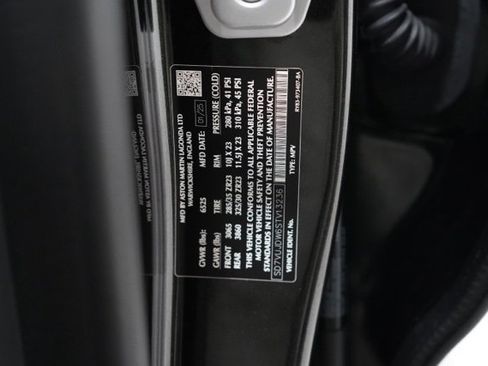 Used 2025 Aston Martin DBX 707 image 58