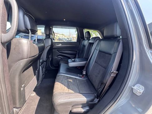 Used 2020 Jeep Grand Cherokee Altitude AWD/4WD image 15