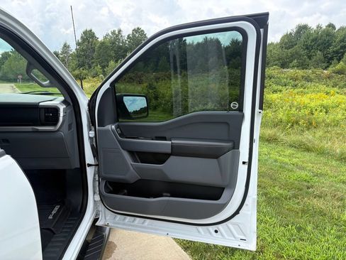 Used 2023 Ford F150 XLT AWD/4WD image 37