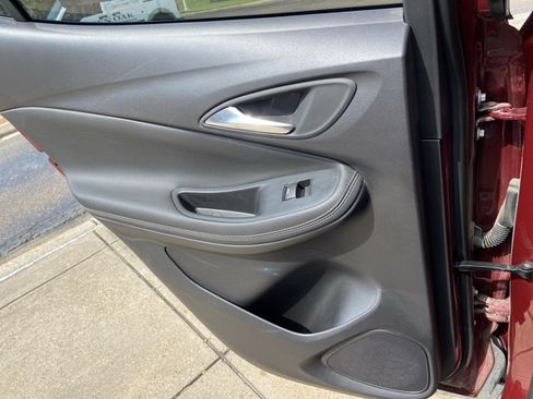 Used 2024 Buick Encore GX Preferred FWD image 49