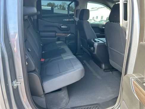 Used 2019 Chevrolet Silverado 1500 LT Trail Boss AWD/4WD image 8