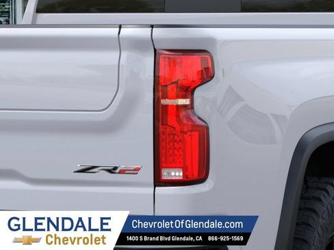 New 2026 Chevrolet Silverado 2500 ZR2 w/ LPO, Dark Essentials Package AWD/4WD image 11