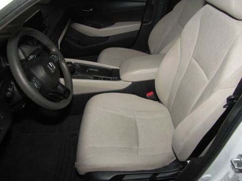 Certified 2023 Honda Accord LX image 10