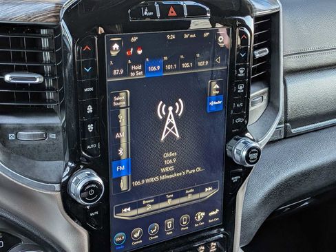 Used 2020 RAM 2500 Laramie image 25