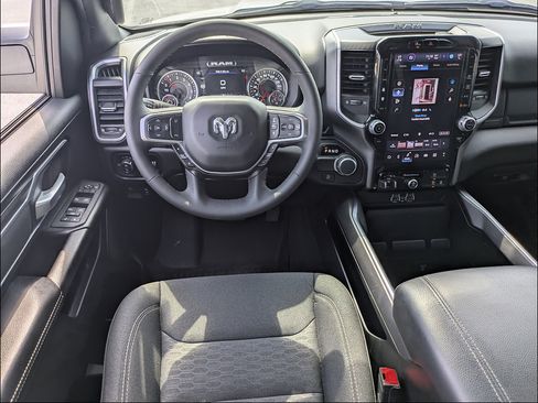 Used 2025 RAM 1500 Big Horn RWD image 16