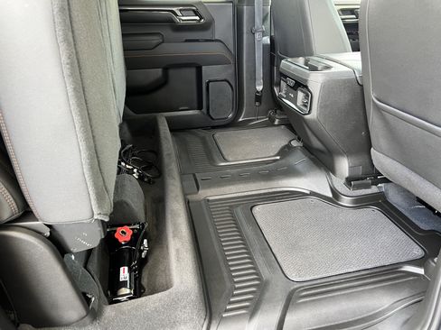 Used 2023 GMC Sierra 1500 AT4 w/ AT4 Premium Package AWD/4WD image 21