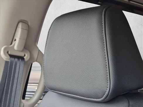 Certified 2026 Honda Odyssey EX-L image 14