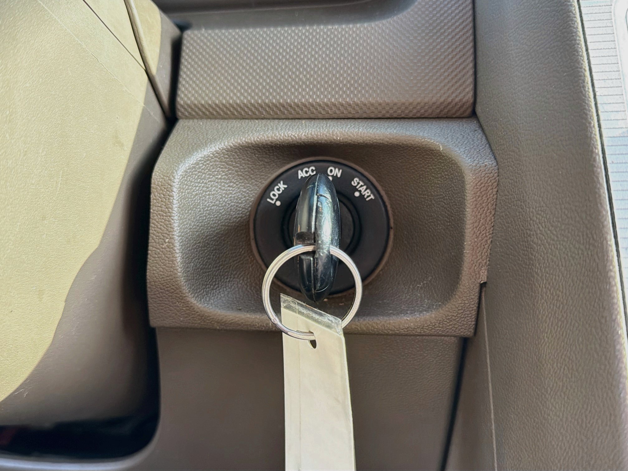 Used 2009 Dodge Journey SXT FWD image 14
