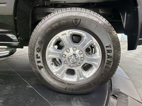 Used 2025 RAM 2500 Big Horn AWD/4WD image 16