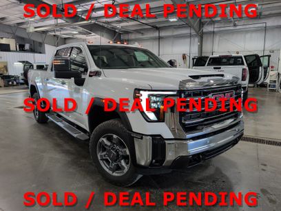Used 2025 GMC Sierra 3500 SLT w/ SLT Premium Package