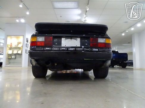 Used 1987 Porsche 944 S image 14