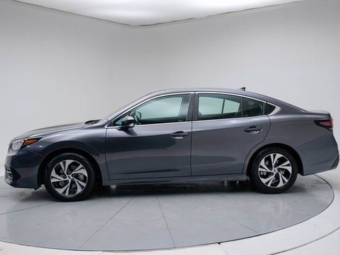 Used 2022 Subaru Legacy image 2