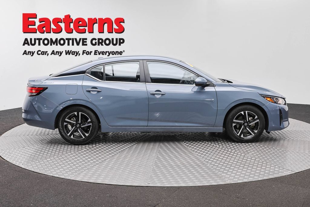 Used 2024 Nissan Sentra SV FWD image 4