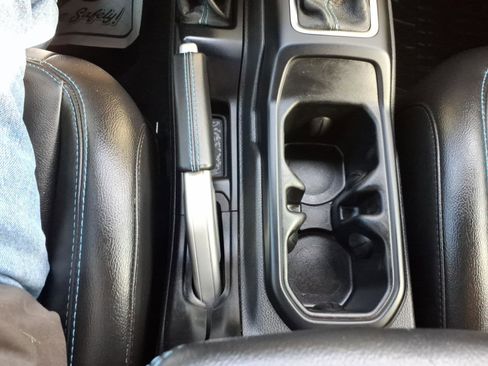 Used 2021 Jeep Wrangler Unlimited Rubicon 4xe w/ Dual Top Group image 12