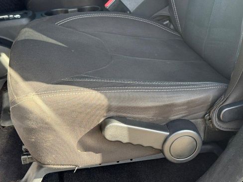 Used 2016 Jeep Wrangler Unlimited Sahara w/ Connectivity Group image 24