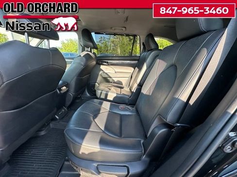 Used 2020 Toyota Highlander Limited AWD/4WD image 13