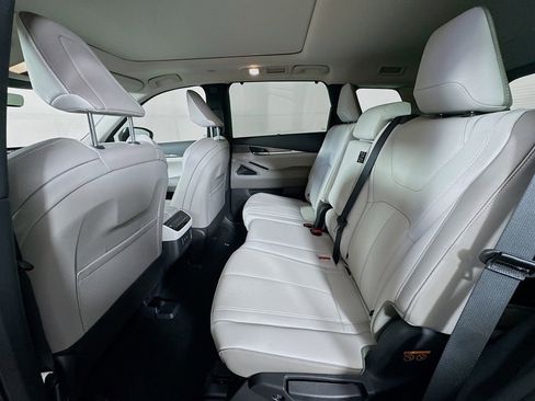 New 2026 INFINITI QX60 Luxe w/ Cargo Package image 31