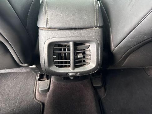 Used 2018 Jeep Cherokee Limited image 31