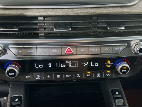 Used 2022 Kia Telluride EX w/ EX Premium Package image 24