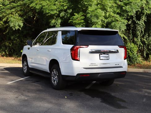 Used 2022 GMC Yukon SLE w/ Gmc Pro Safety Plus Package RWD image 7