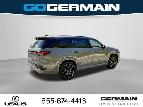 New 2026 Lexus TX 500h AWD image 8