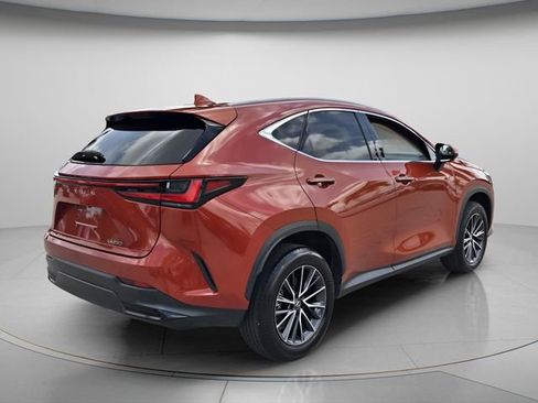 Used 2024 Lexus NX 250 FWD w/ Towing Package (2000 Lbs) image 7