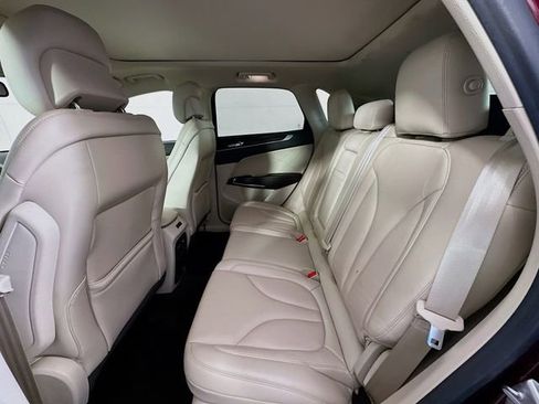 Used 2019 Lincoln MKC Reserve w/ MKC Climate Package AWD/4WD image 24