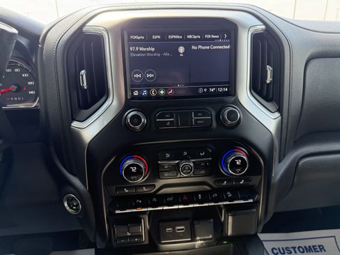 Used 2021 Chevrolet Silverado 1500 LT Trail Boss w/ Convenience Package II AWD/4WD image 16