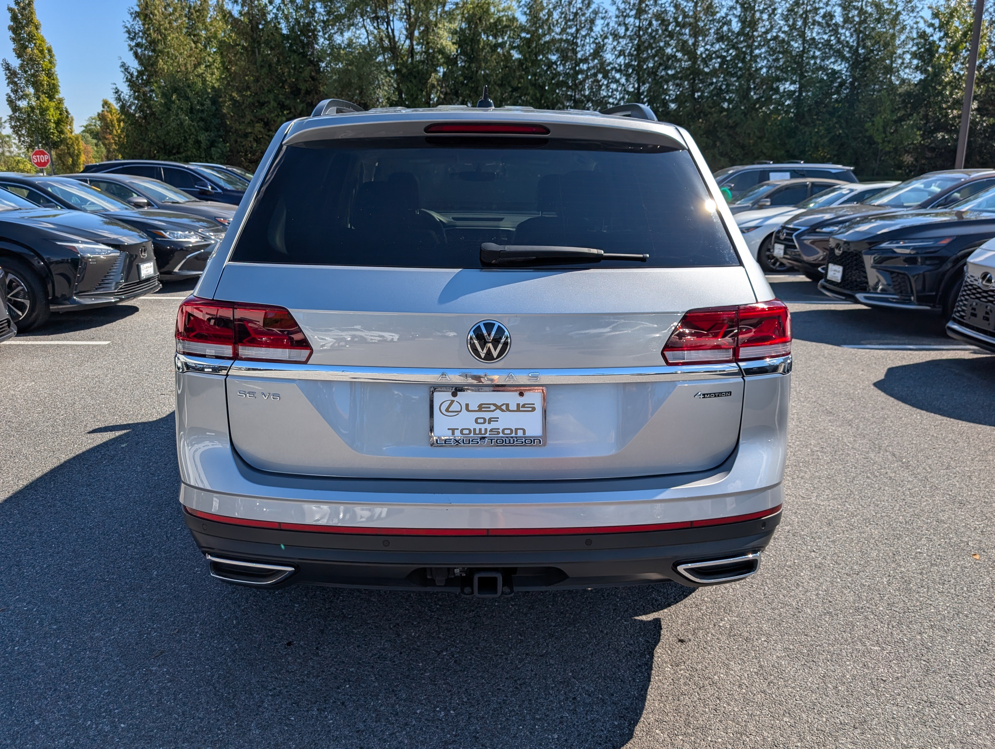 Used 2023 Volkswagen Atlas SE AWD/4WD image 4