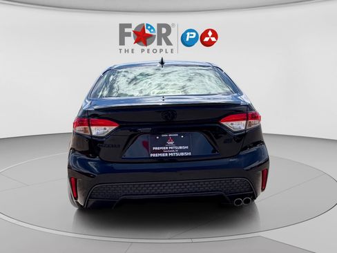 Used 2022 Toyota Corolla SE image 4