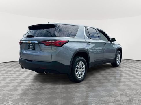 Used 2023 Chevrolet Traverse LS w/ Safety Package FWD image 9