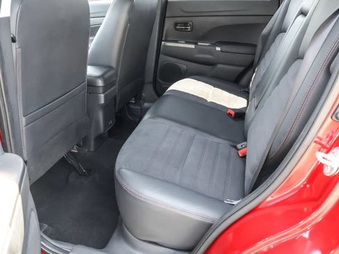 Used 2024 Mitsubishi Outlander Sport SE AWD/4WD image 27