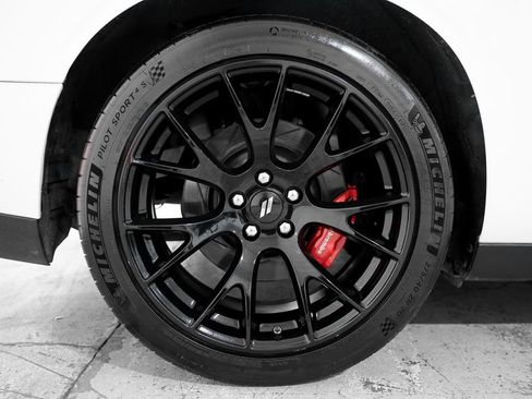 Used 2019 Dodge Challenger R/T Scat Pack w/ Dynamics Package RWD image 31