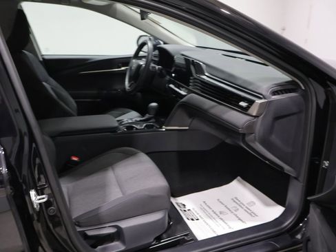 Used 2025 Toyota Camry LE w/ Convenience Package FWD image 23