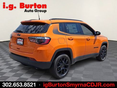 New 2026 Jeep Compass Latitude AWD/4WD image 4