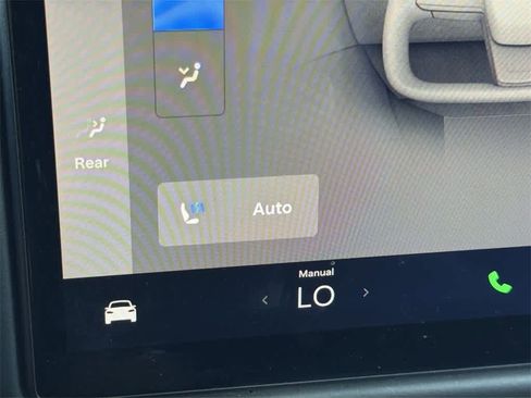 Used 2022 Tesla Model X Plaid image 21