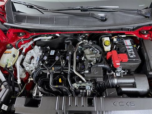 Used 2026 Nissan Kicks SR w/ SR Premium Package image 29