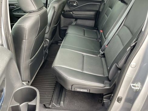 Used 2020 Honda Ridgeline RTL-E image 11